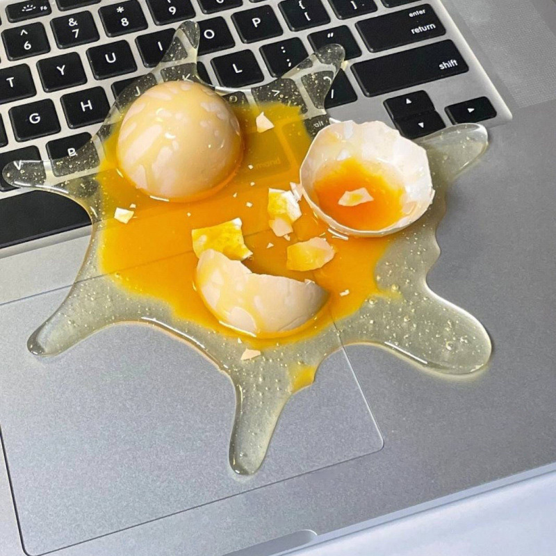 Broken Egg Cell Phone Holder S – Home Office Tech Gadgets recenzja i cena